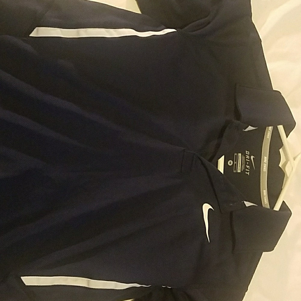 Nike tennis shirt