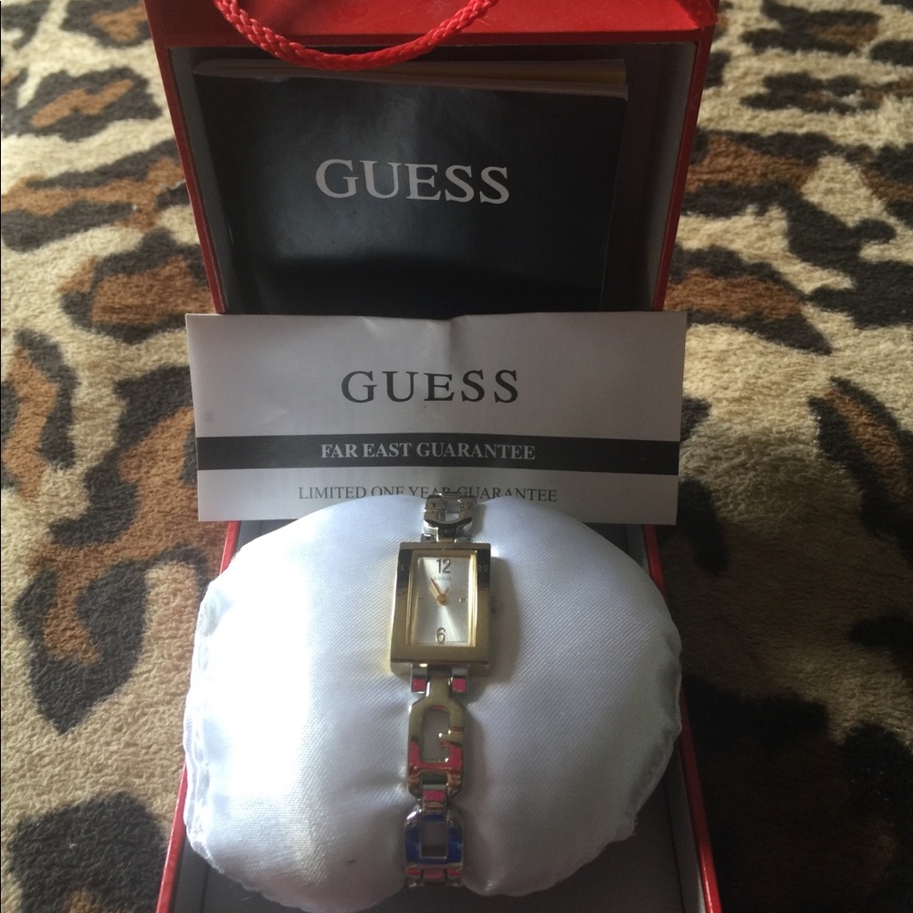 GUESS WATCH