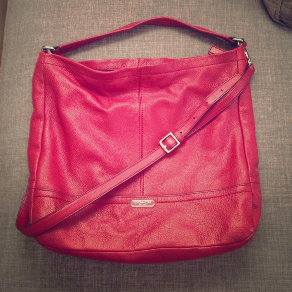 ❤️ C O A C H shoulder hobo bag ❤️ like new!
