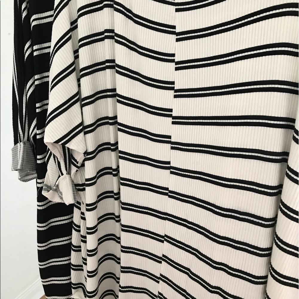 LAST - Ivory oversized striped dolman top - Picture 3 of 3