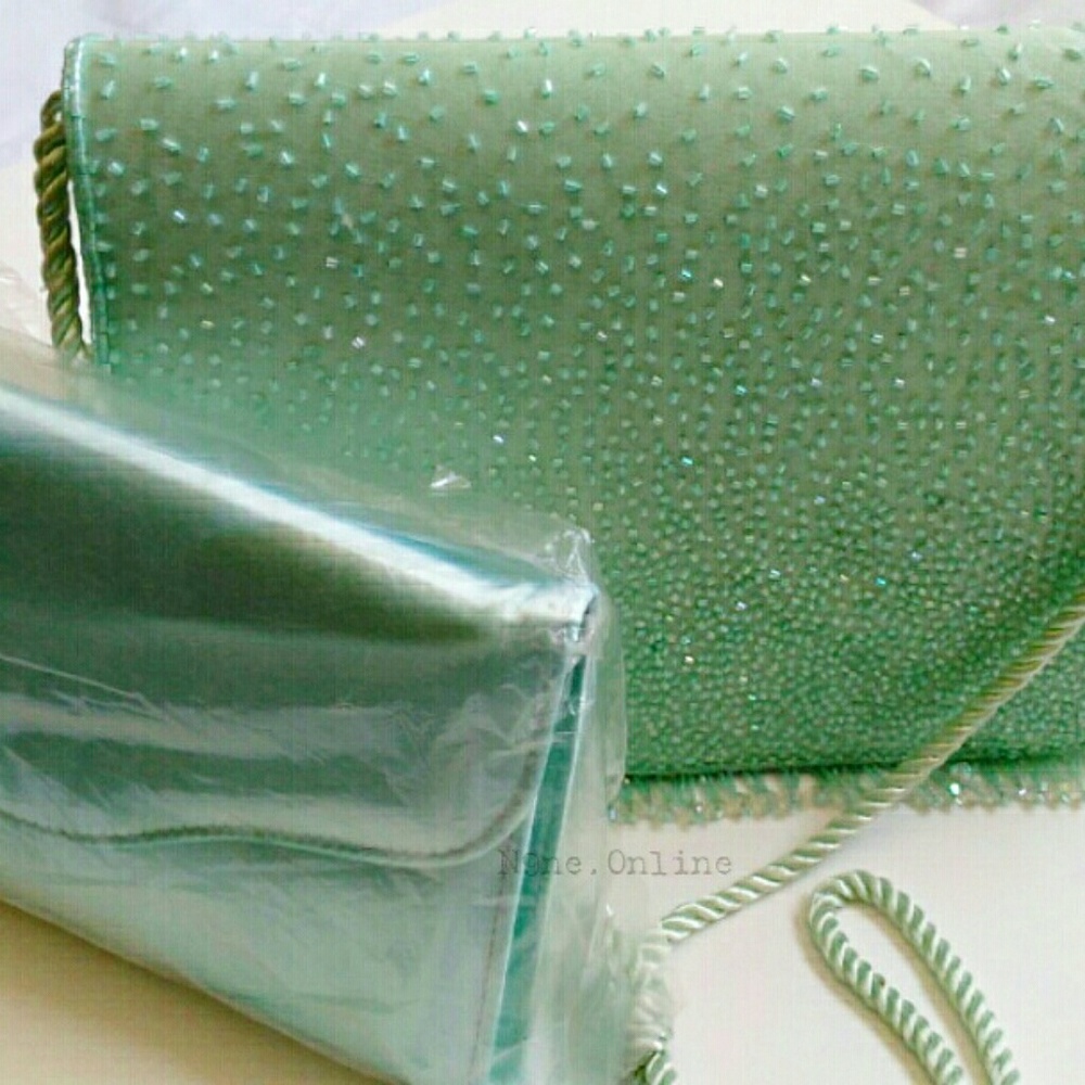 New Gorgeous Whittall & Son's Beaded Green Satin Purse