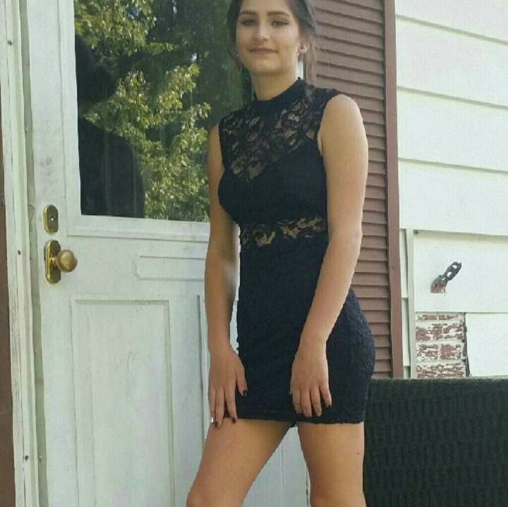 Homecoming dress. Only wore one time.
