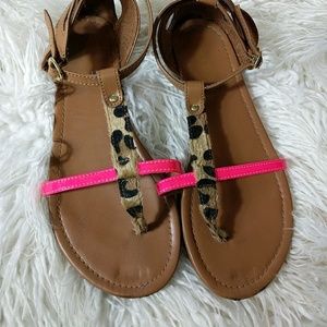 Torrid women's size 8 leopard hot pink sandals