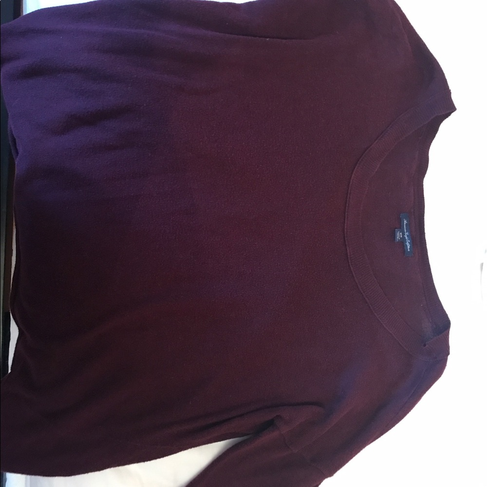 American Eagle sweater