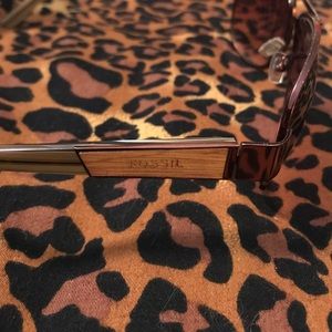 Women's Fossil Rose gold aviators
