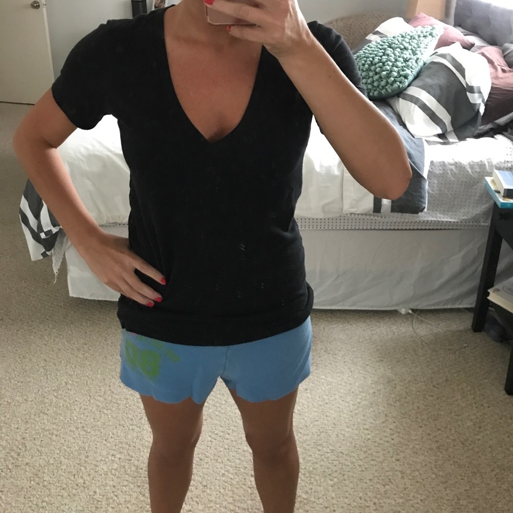 Victoria's Secret PINK v-neck t-shirt