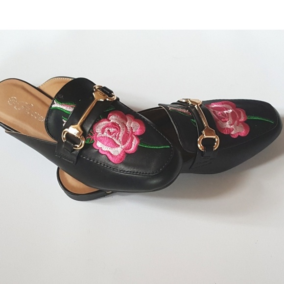 Floral rose embroidered mules black pink gold - Picture 2 of 4