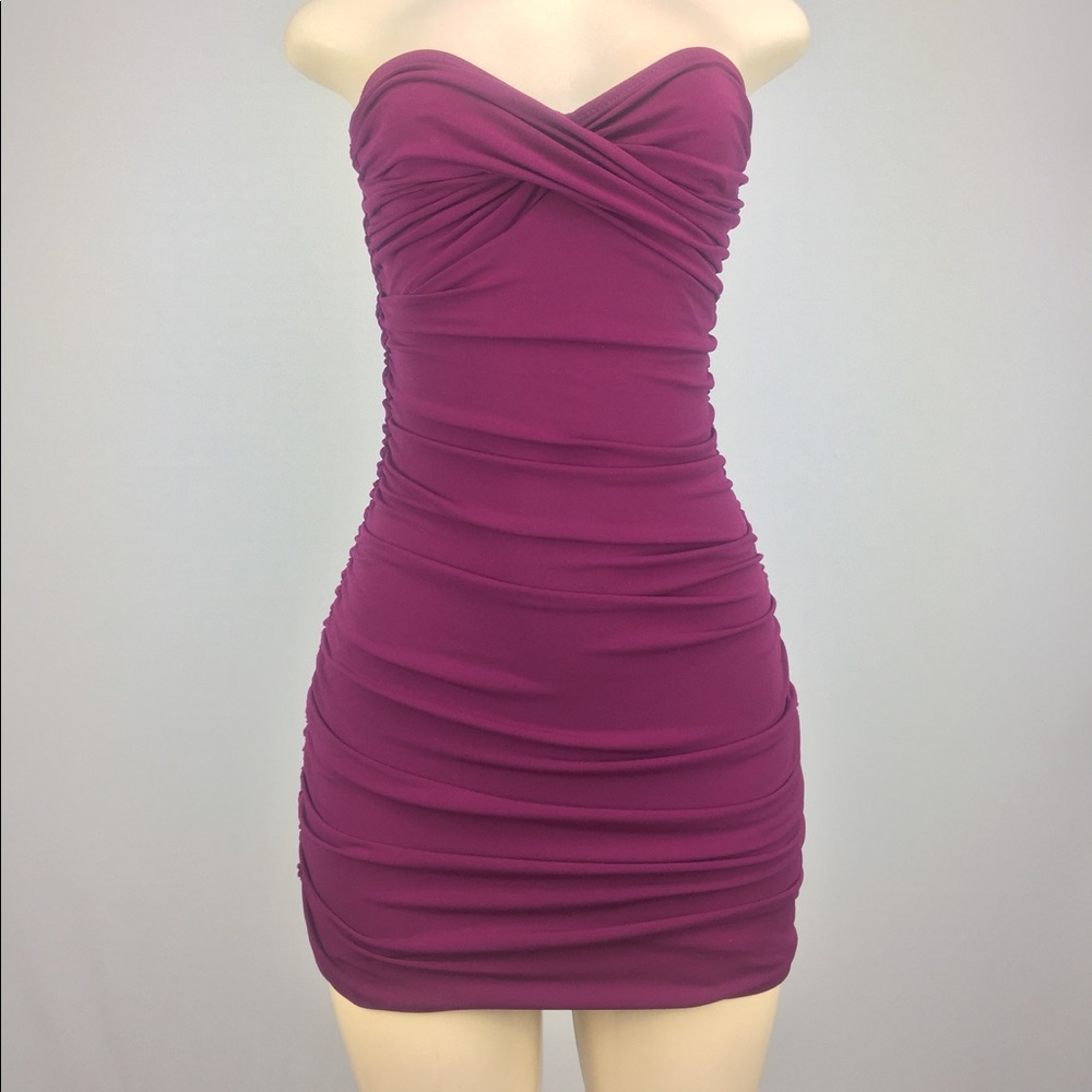 ⭐️Moda International Scrunch Dress