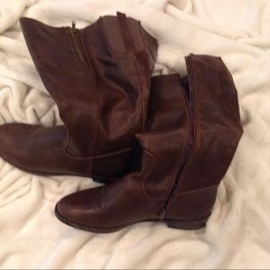 Wide calf Boots