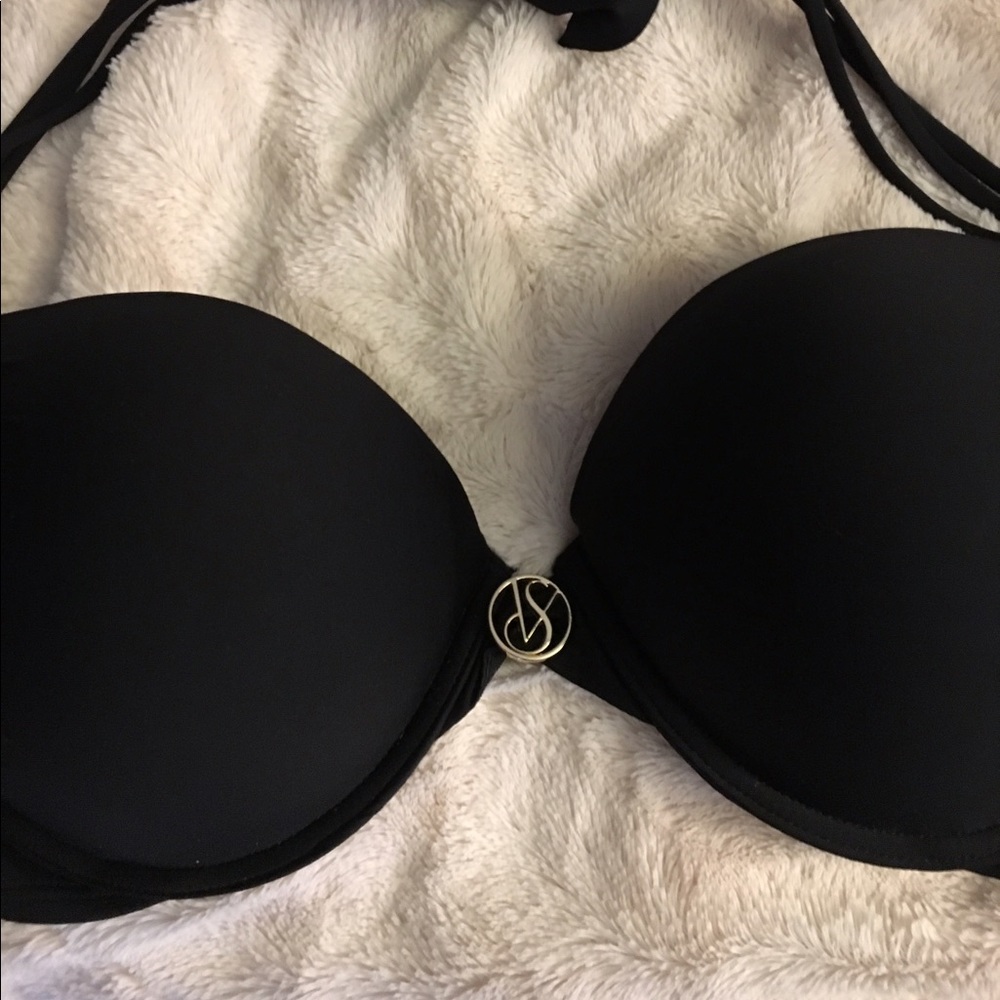 Black Victoria Secret swimsuit top