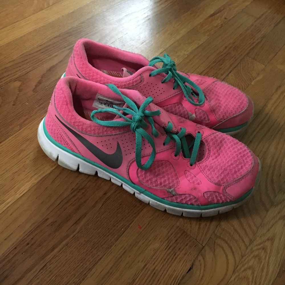 Nike Free Runs