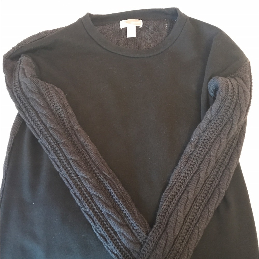Black Forever21 Sweater/ Sweatshirt