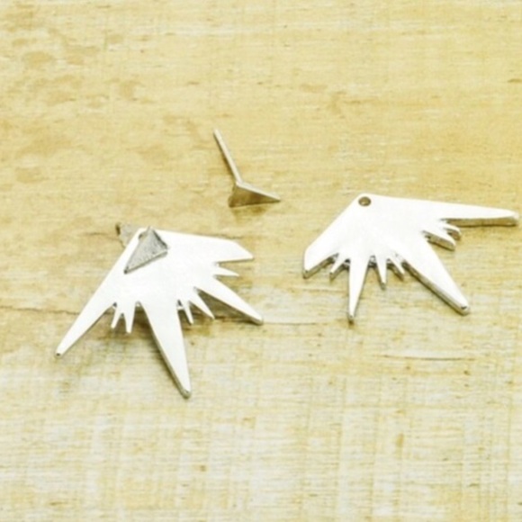 ONE LEFT✨Silver starburst ear jackets✨ - Picture 3 of 4