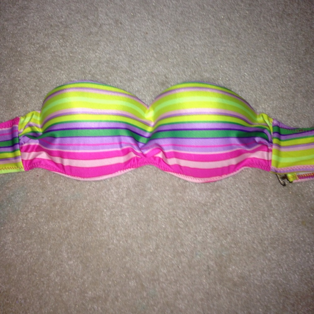 Bikini top size medium