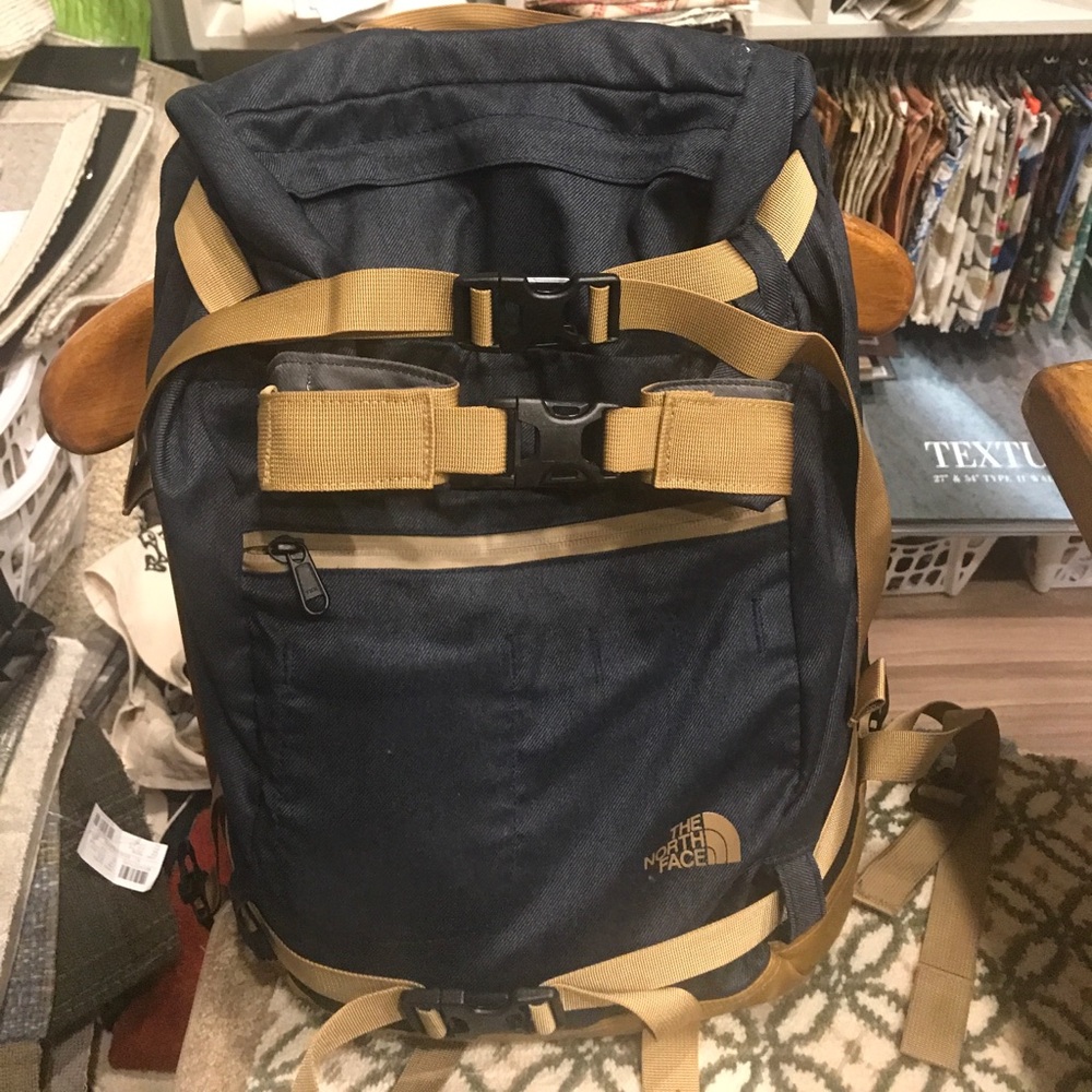 North face back pack navy w/ tan accents