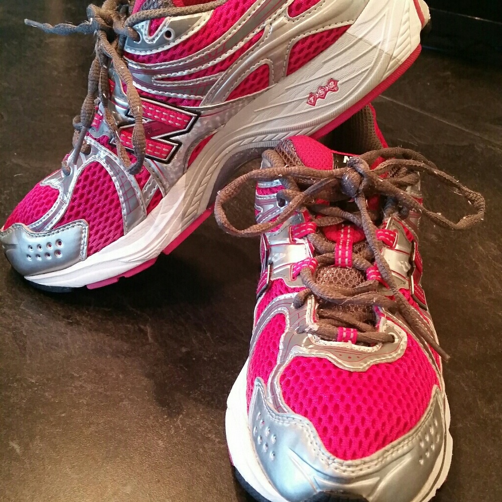 Breast Cancer New Balance Susan G. Komen  shoes 8