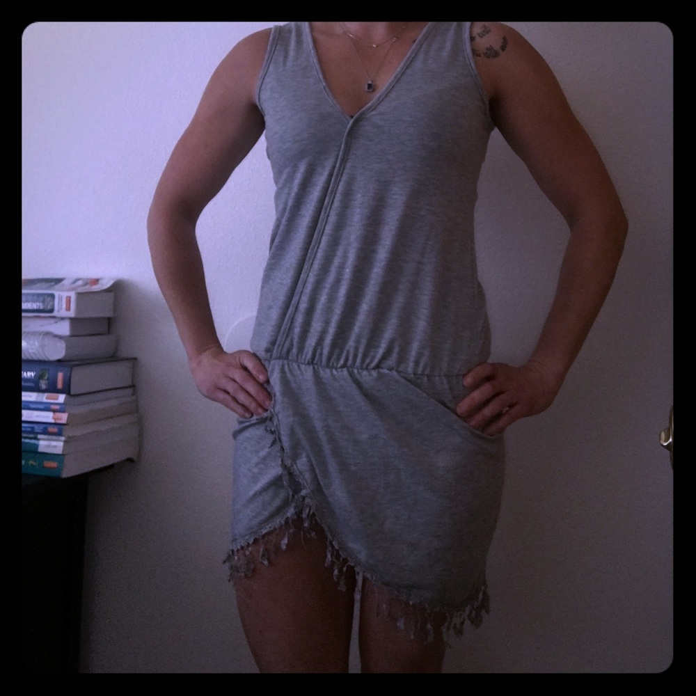 Adorable gray dress with fringe!