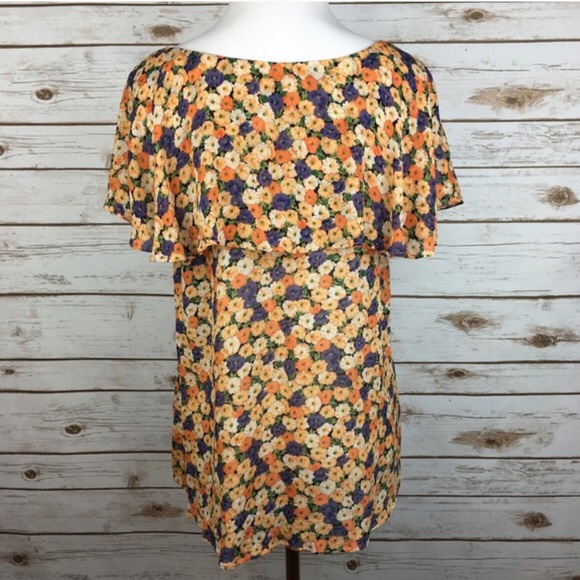 Anthropologie by Maple Feminine Floral Blouse - Picture 3 of 4