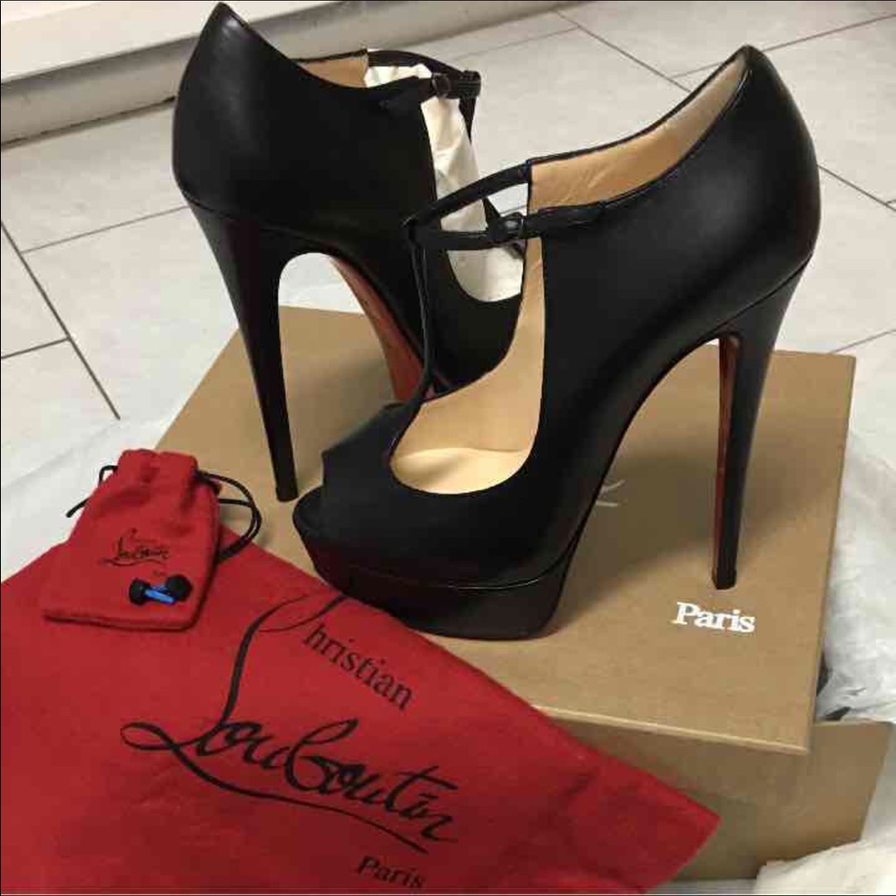 ❌SOLD❌ NWT NIB Christin Louboutin Stiletto Heel