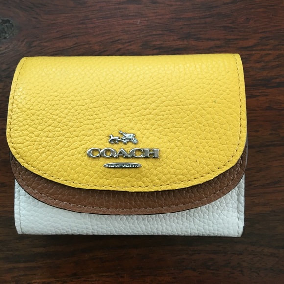 Coach Handbags - Coach leather wallet