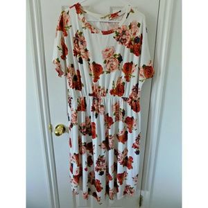 Reb & J. Ivory Floral Pocket Waist-Cinched Dress