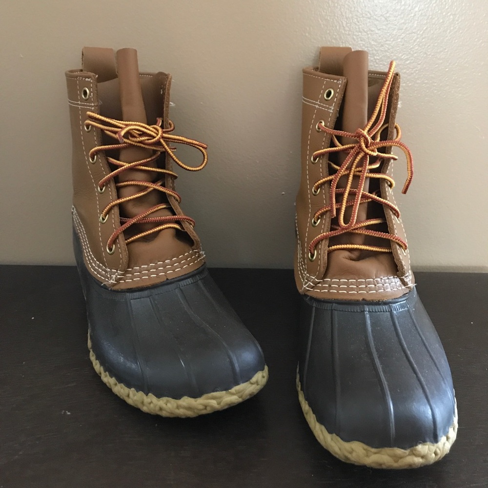 L.L. Bean duck boots size 9 narrow