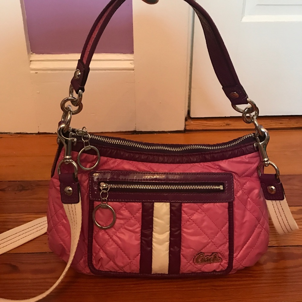 UNIQUE Coach quilted girly pocketbook!!!