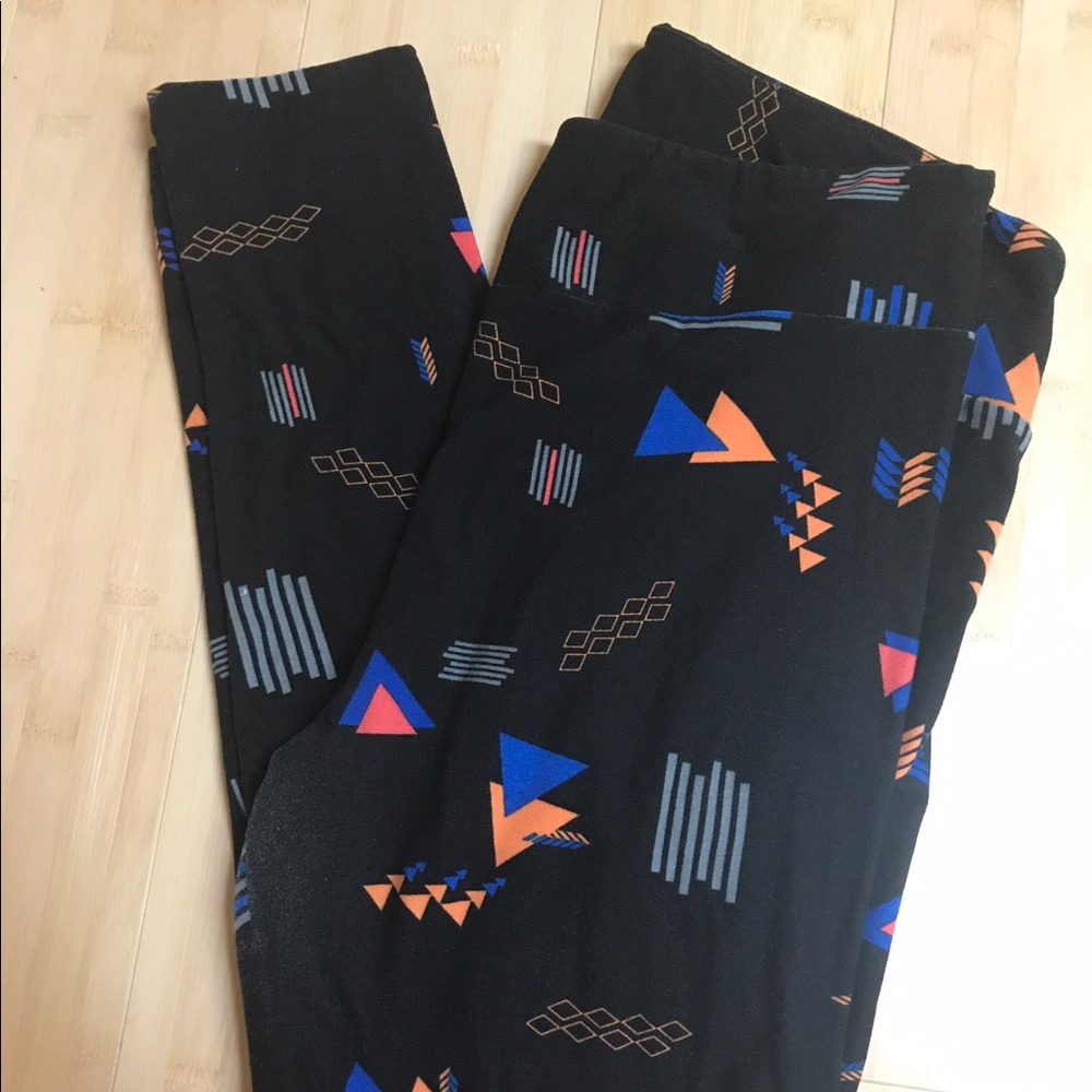 Tall and Curvy LulaRoe Leggings