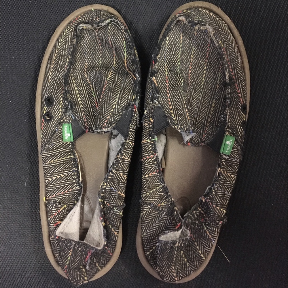 Sanuks