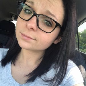 Meet your Posher, Kahla