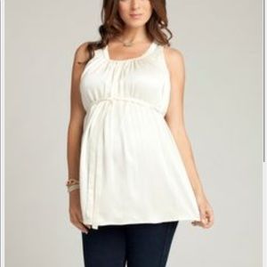 Ingrid & Isabel Extra Long Maternity Top