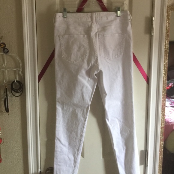 Hollister white supper skinny High rise jeans - Picture 3 of 3
