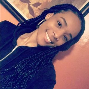 Meet your Posher, Deidra