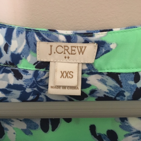 Summer Blouse - Picture 2 of 3