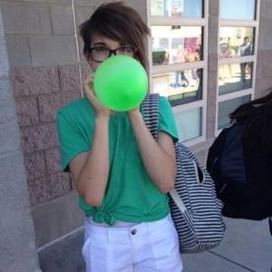 Meet your Posher, Rebecca