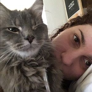 Meet your Posher, Monica