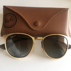 Erika metal polarized
