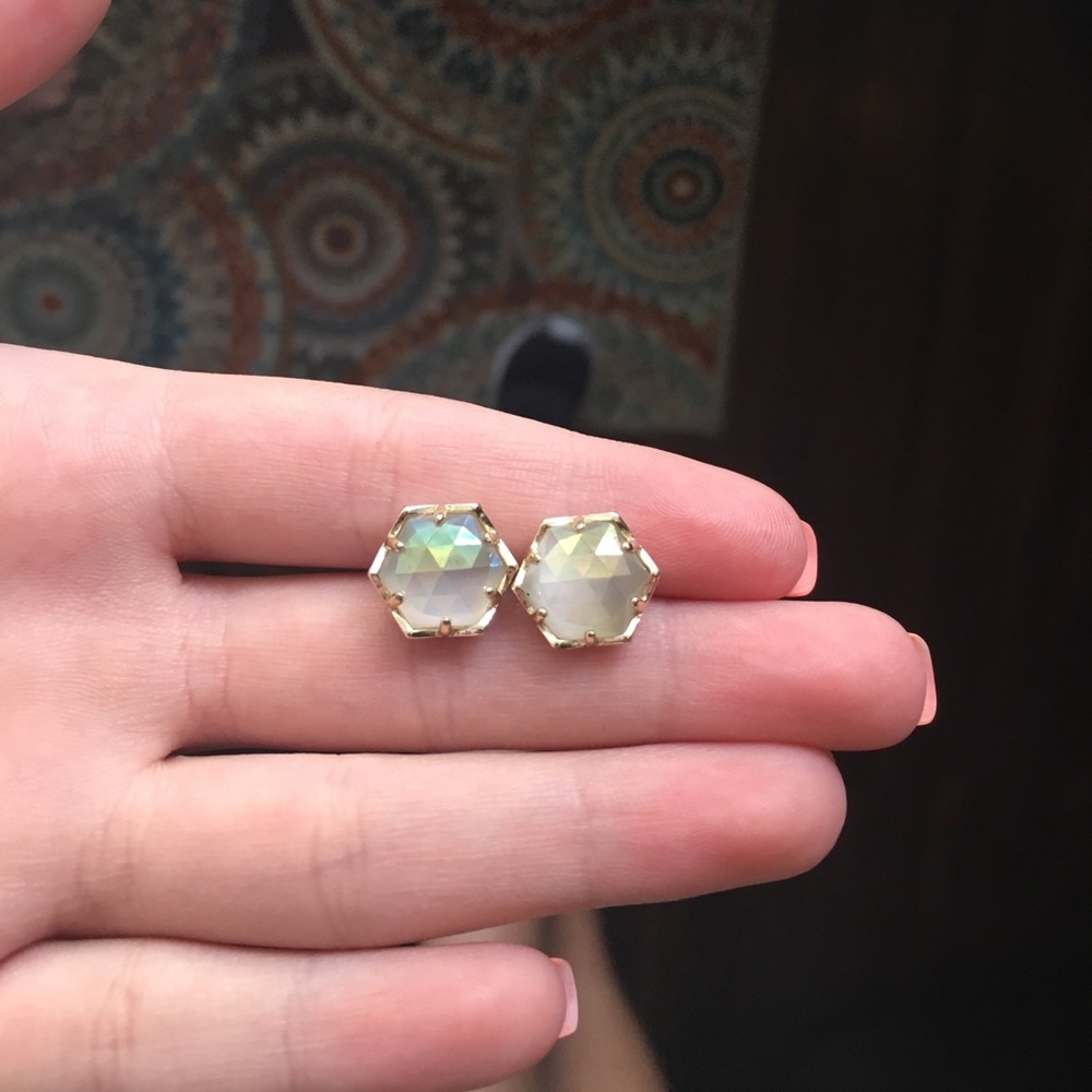 Kendra Scott studs