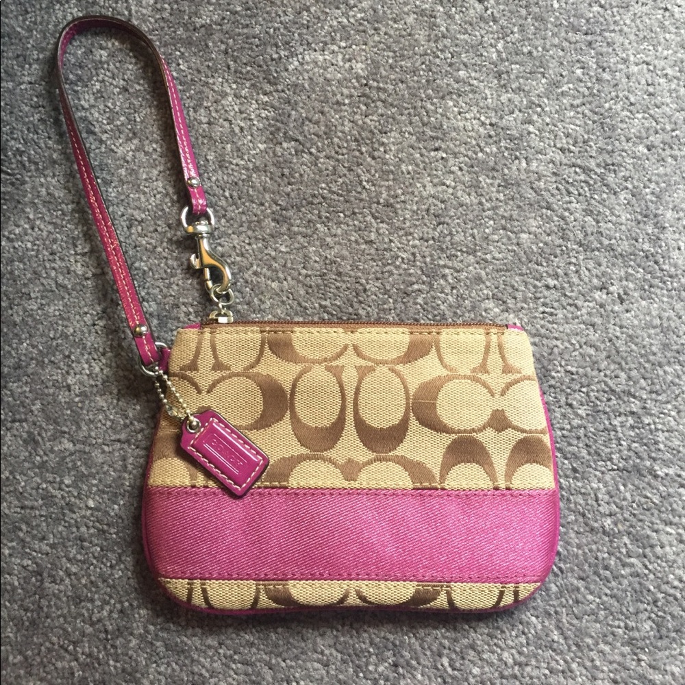Small Coach Wristlet