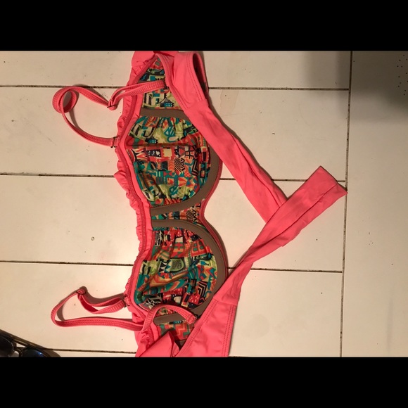 Maaji reversible bikini top - Picture 3 of 3