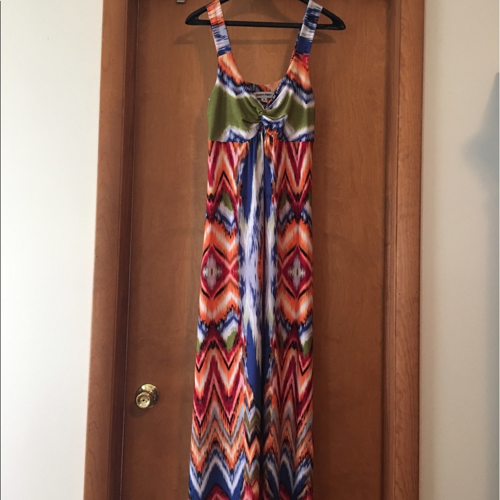 BRAND NEW size 6 summer dress