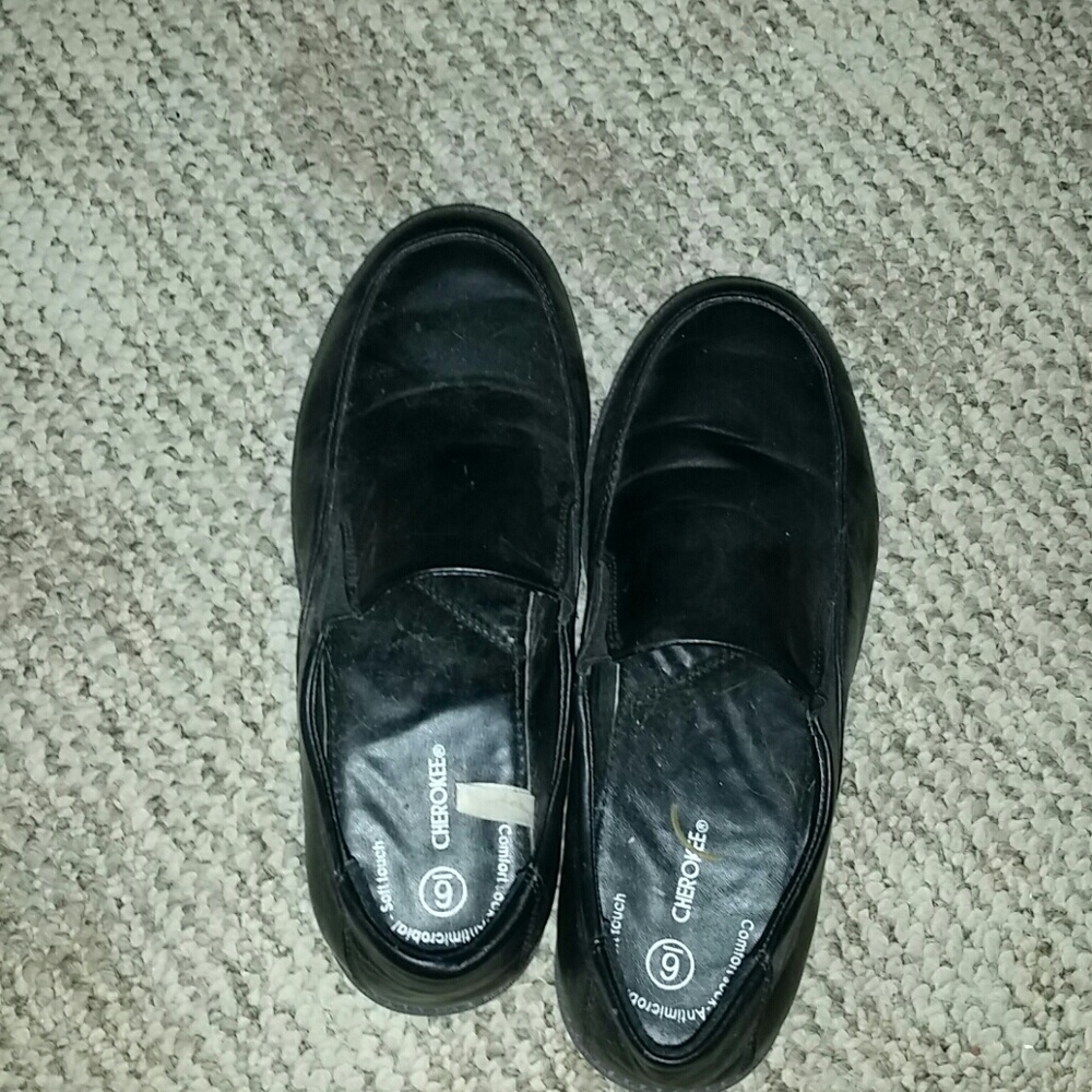 Boys dress shoes worn once