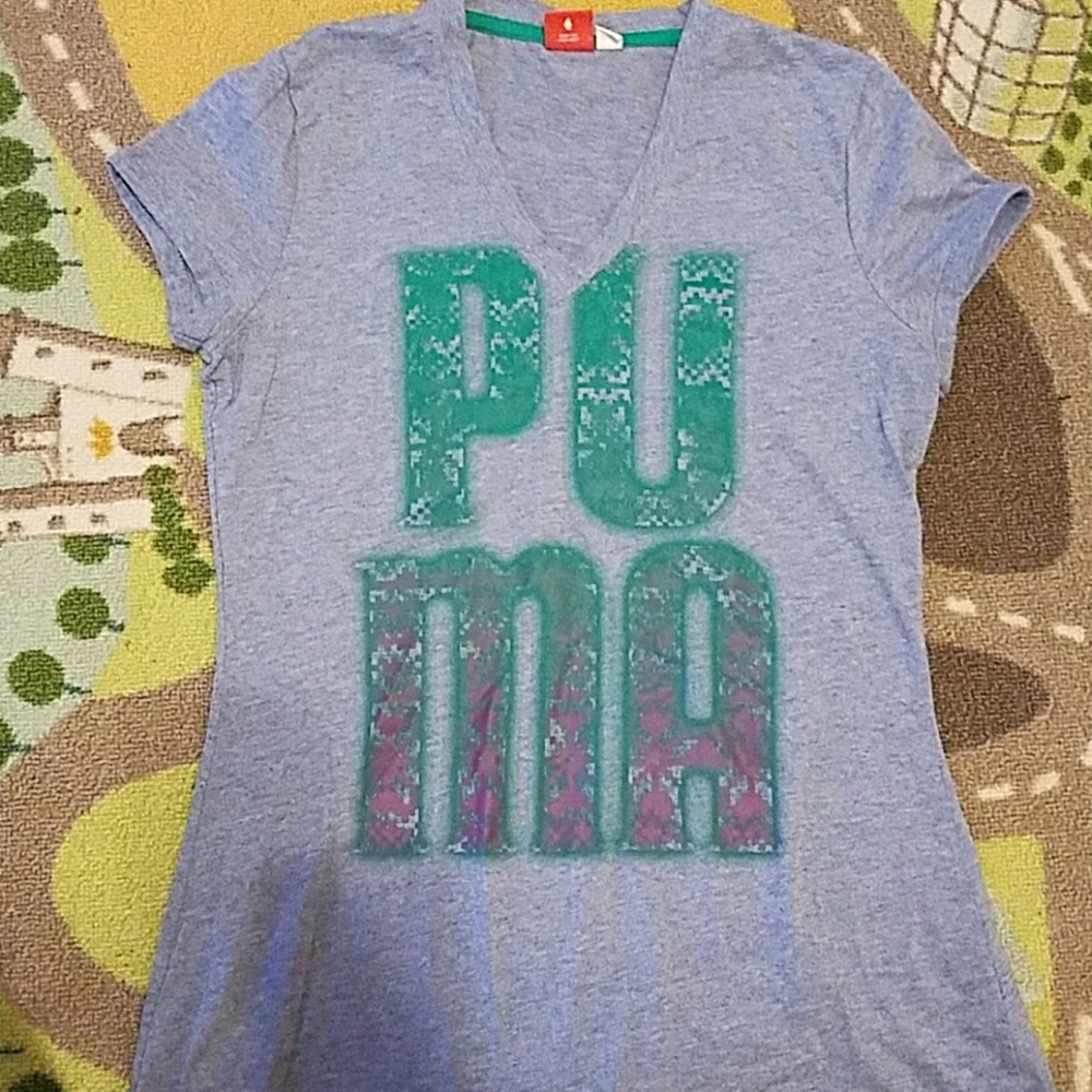 Puma sports wear v-neck t shirt