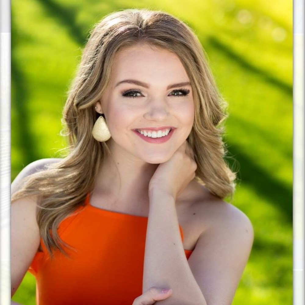 Meet your Posher, Ashlyn