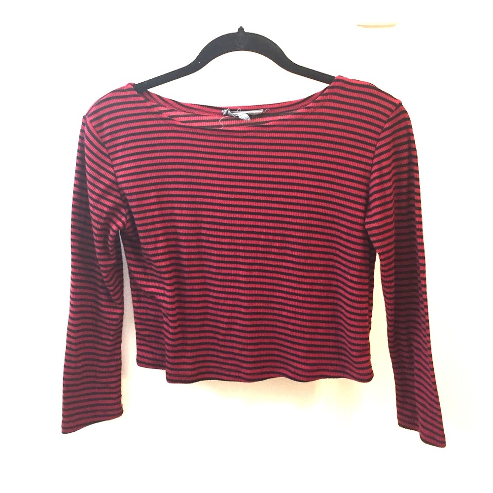 American Eagle crop top