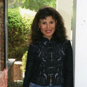 Meet your Posher, Dolores