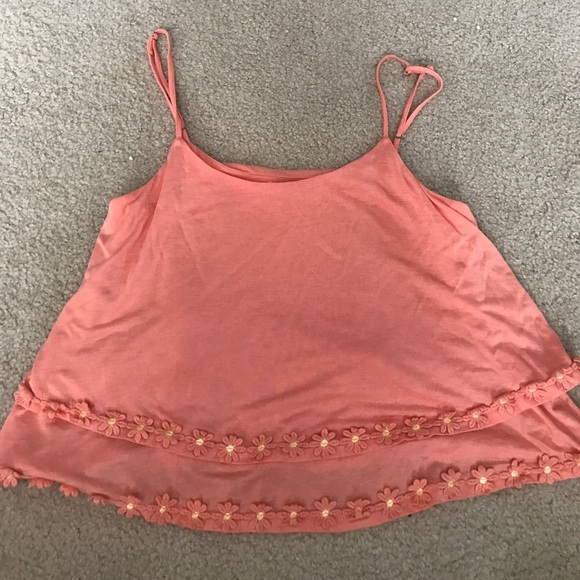 Pink crop top with flowers on trim - Picture 1 of 1