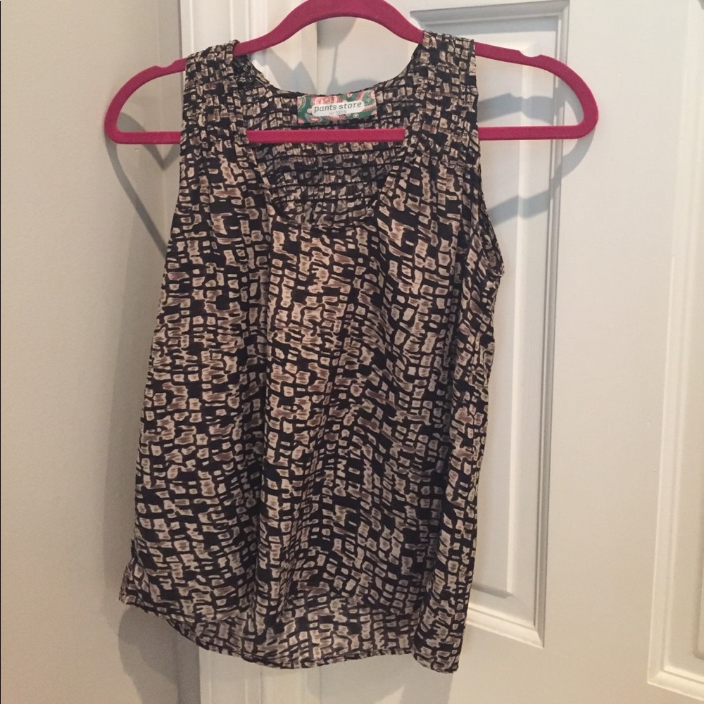 Super cute pants store tank top!
