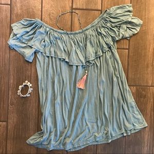 Off the shoulder swing top