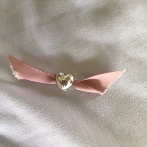 Pandora steady heart clip charm ❤️